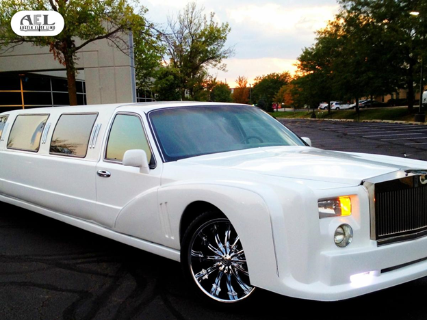 airport transportation by limo in Austin